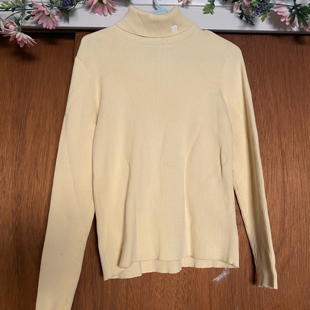 Pastel yellow Ralph Lauren turtle neck